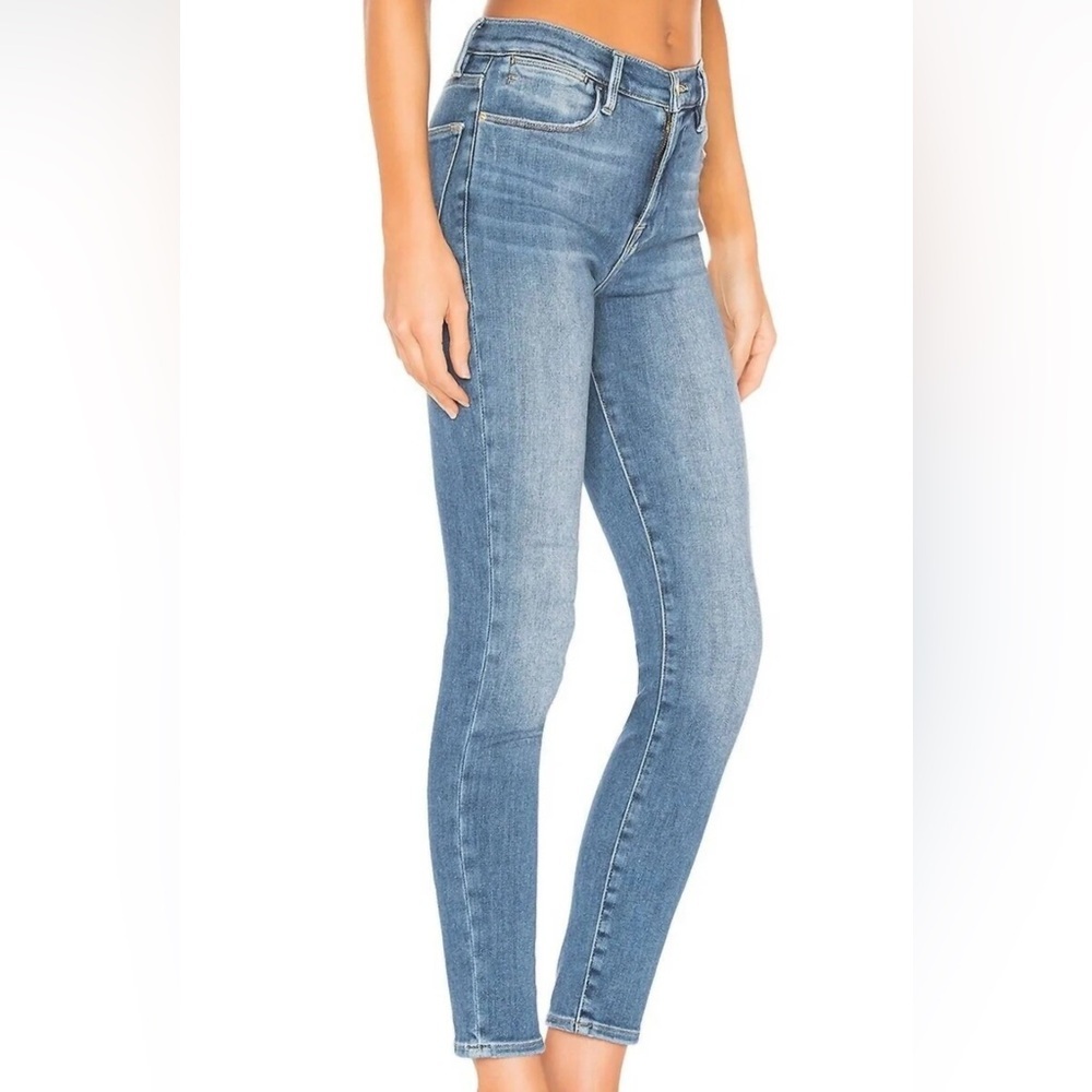 Frame Denim Light Wash, high rise Skinny cropped Jeans. Women’s size 28